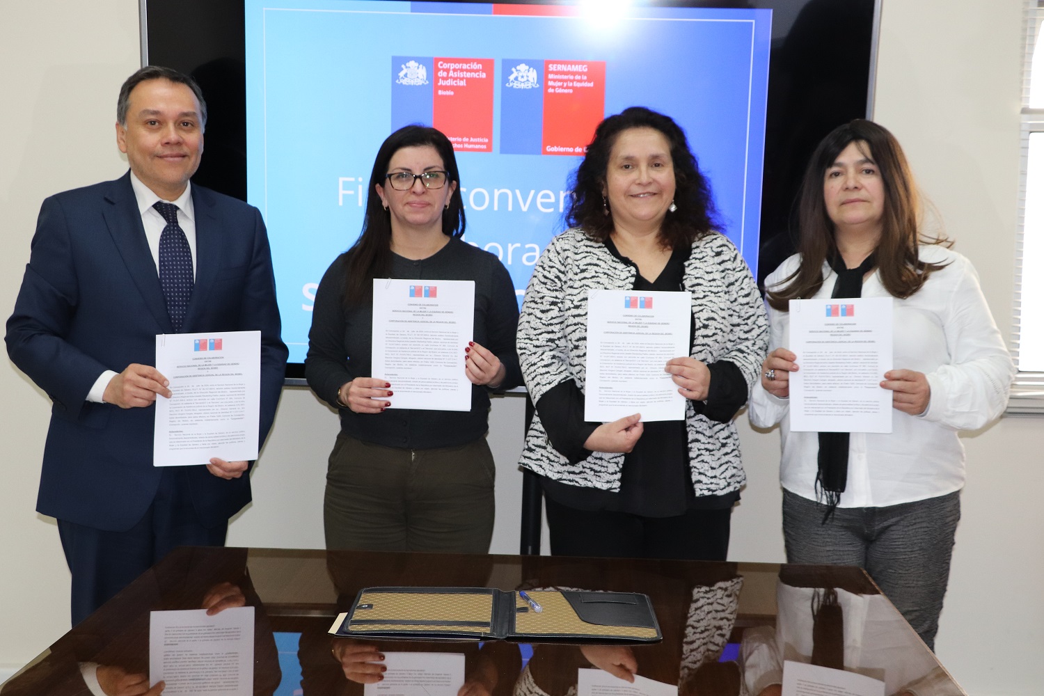 Sernameg y CAJ Biobío firman convenio para facilitar acceso a la justicia de mujeres víctimas de violencia de género